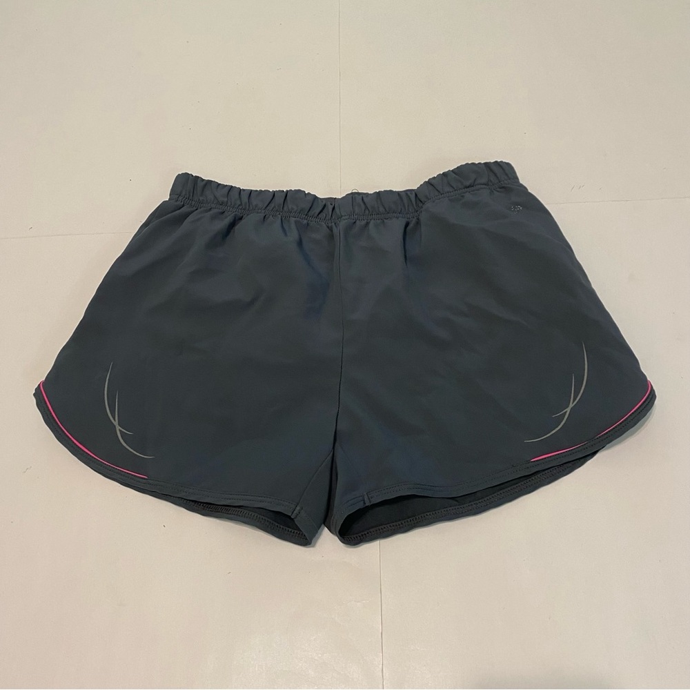 ⭐️ C9 by Champion gray & pink athletic shorts size small